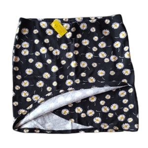 LUSH Overlapping Black Mini skirt